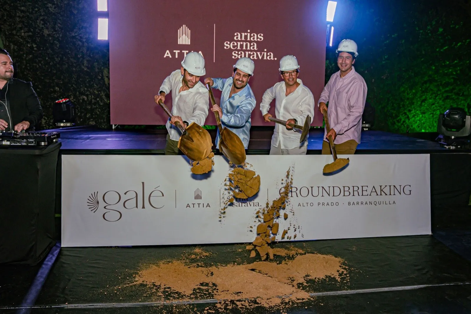 Equipo de Grupo Attia y Arias Serna Saravia en el Groundbreaking Event de Galé, Barranquilla